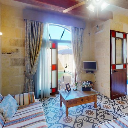 Qala Bed&Breakfast With Swimming Pool - Il-Wenniessa Buitenkant foto