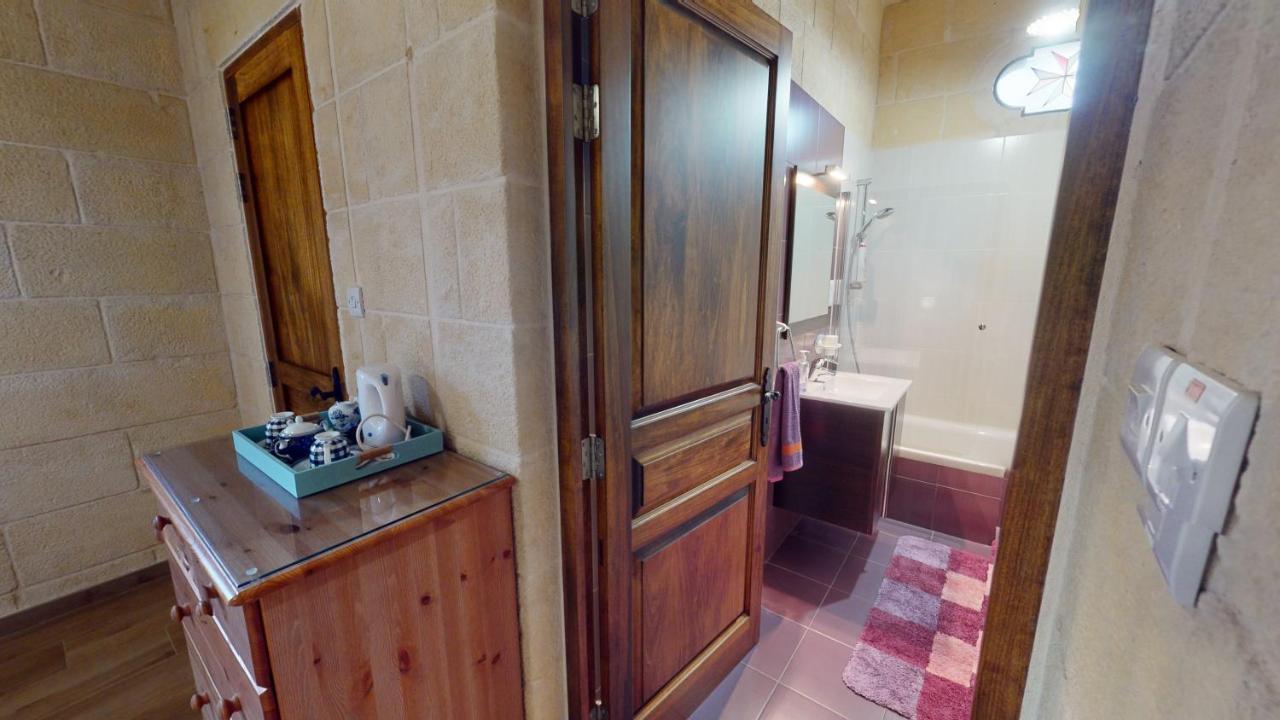 Qala Bed&Breakfast With Swimming Pool - Il-Wenniessa Buitenkant foto