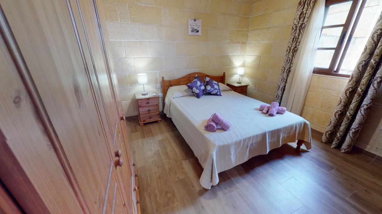 Qala Bed&Breakfast With Swimming Pool - Il-Wenniessa Bed and Breakfast Buitenkant foto