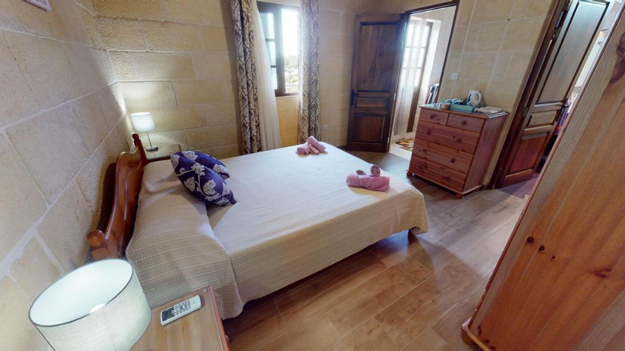 Qala Bed&Breakfast With Swimming Pool - Il-Wenniessa Buitenkant foto