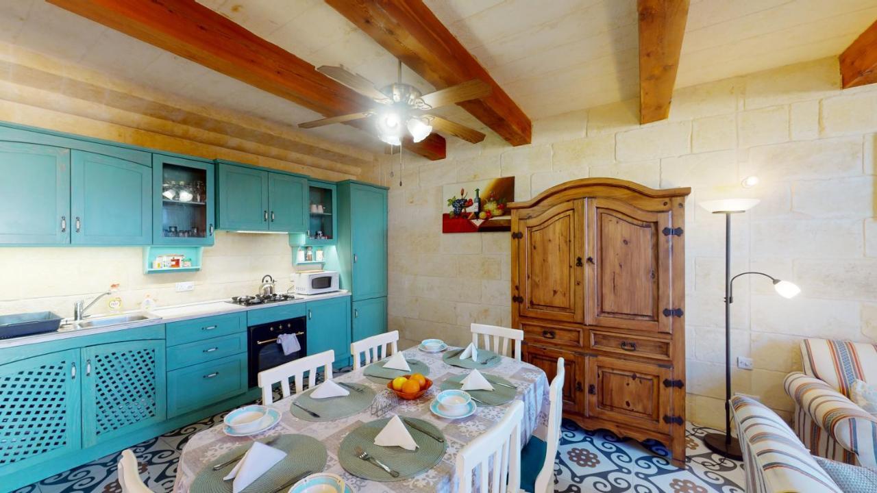 Qala Bed&Breakfast With Swimming Pool - Il-Wenniessa Buitenkant foto